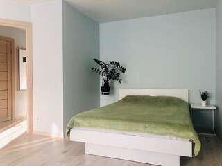 Апартаменты Stylish and comfortable apartment in the center Черкассы Апартаменты с 1 спальней-1